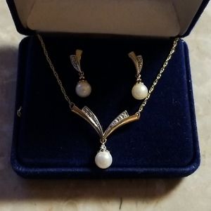 Pendant and earring set
